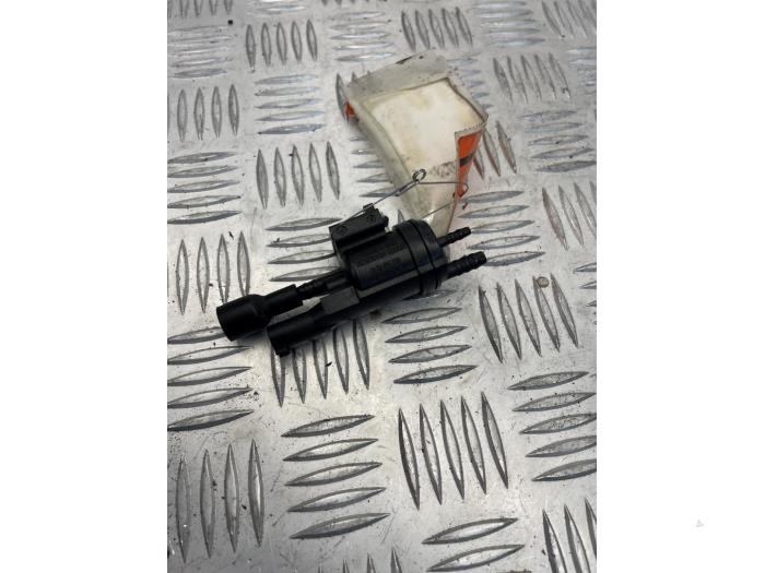 Gebruikte Turbodruk sensor Mercedes GLC (X253) 2.0 300 16V 4-Matic Prijs € 20,00 Margeregeling aangeboden door EU Engines & Parts BV
