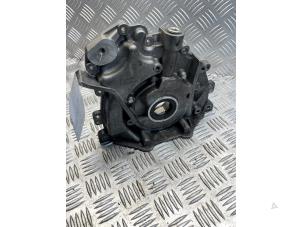 Gebruikte Oliepomp Landrover Range Rover Sport (LW) 3.0 TDV6 Prijs € 125,00 Margeregeling aangeboden door EU Engines & Parts BV