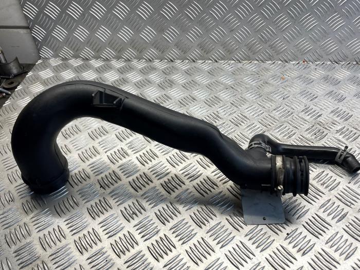 Gebruikte Intercooler Buis Landrover Range Rover Sport (LW) 3.0 TDV6 Prijs € 45,00 Margeregeling aangeboden door EU Engines & Parts BV