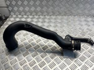 Gebruikte Intercooler Buis Landrover Range Rover Sport (LW) 3.0 TDV6 Prijs € 45,00 Margeregeling aangeboden door EU Engines & Parts BV