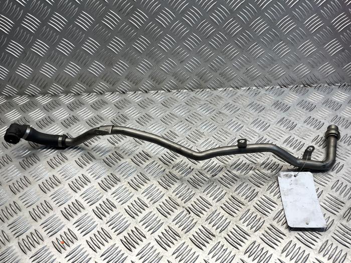 Gebruikte Waterpijp Mercedes E (W213) E-220d 2.0 Turbo 16V Prijs € 45,00 Margeregeling aangeboden door EU Engines & Parts BV