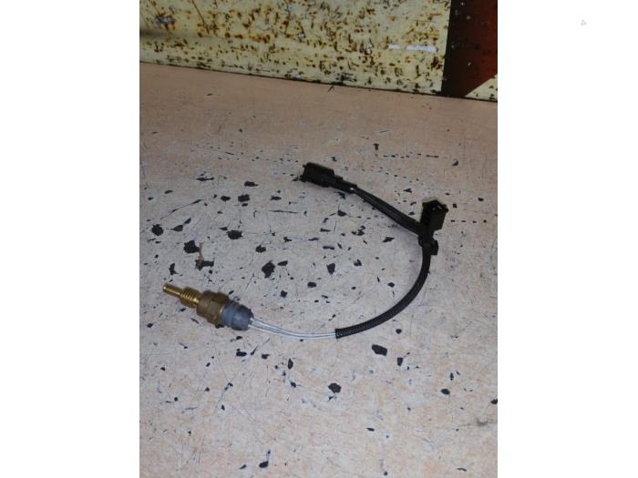 Gebruikte Motor Temperatuursensor Ford Fiesta 7 1.0 EcoBoost 12V 100 Prijs € 20,00 Margeregeling aangeboden door EU Engines & Parts BV