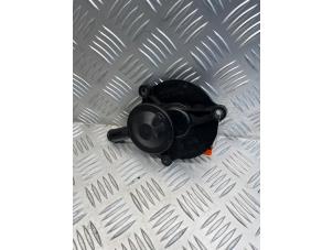 Gebruikte Carterventilatie Fiat Ducato (250) 2.2 D 100 Multijet Euro 4 Prijs € 25,00 Margeregeling aangeboden door EU Engines & Parts BV