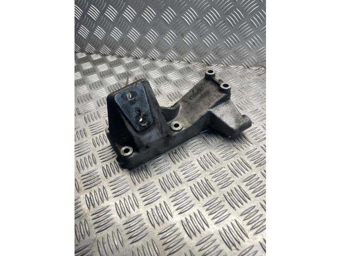 Gebruikte Motorrubber Iveco New Daily IV 40C15V, 40C15V/P Prijs € 35,00 Margeregeling aangeboden door EU Engines & Parts BV