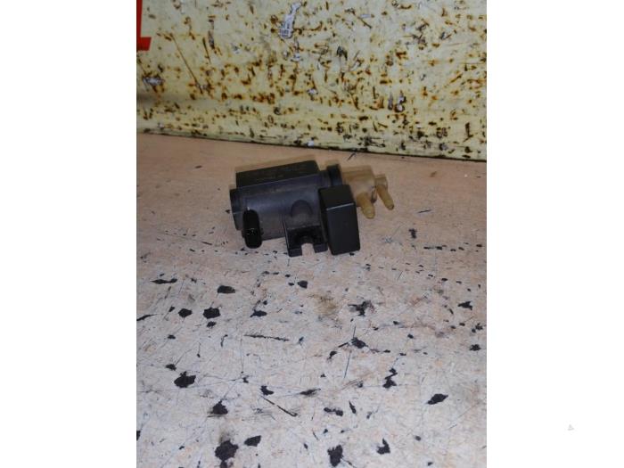 Gebruikte Turbodruk sensor Mercedes C (W205) C-200 2.0 CGI 16V Prijs € 25,00 Margeregeling aangeboden door EU Engines & Parts BV