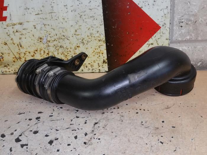 Gebruikte Intercooler Buis Mercedes Sprinter 3,5t (906.63) 309 CDI 16V Prijs € 50,00 Margeregeling aangeboden door EU Engines & Parts BV