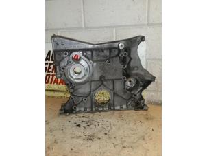 Gebruikte Distributiedeksel Mercedes C (W203) 1.8 C-200K 16V Prijs € 75,00 Margeregeling aangeboden door EU Engines & Parts BV