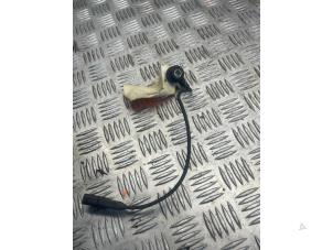 Gebruikte Klopsensor Mercedes A-Klasse AMG (177.0) 2.0 A-35 AMG Turbo 16V 4Matic Prijs € 10,00 Margeregeling aangeboden door EU Engines & Parts BV