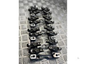 Gebruikte Tuimelaar Ford Transit Custom 2.2 TDCi 16V Prijs € 150,00 Margeregeling aangeboden door EU Engines & Parts BV