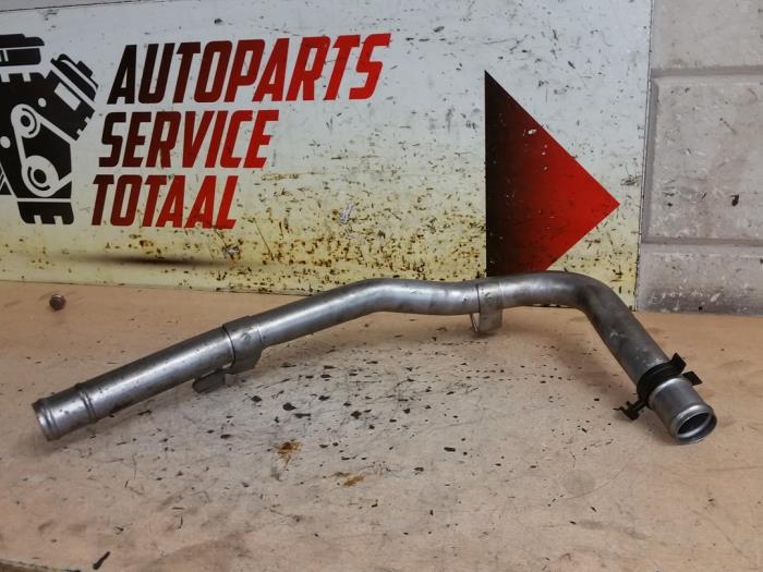 Gebruikte Waterpijp Mercedes B (W246/W242) 2.0 B-200 NGD 16V Prijs € 35,00 Margeregeling aangeboden door EU Engines & Parts BV