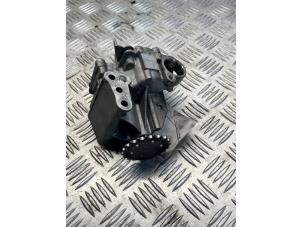 Gebruikte Oliepomp Renault Master III (MA/MB/MC/MD/MH/MF/MG/MH) 2.3 dCi 135 16V FWD Prijs € 75,00 Margeregeling aangeboden door EU Engines & Parts BV