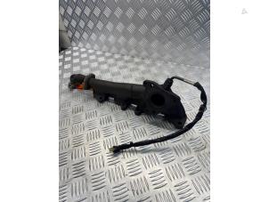 Gebruikte Uitlaatspruitstuk Mercedes CLA Shooting Brake (117.9) 1.6 CLA-180 16V Prijs € 50,00 Margeregeling aangeboden door EU Engines & Parts BV