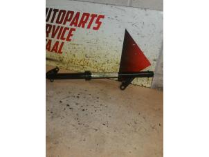 Gebruikte Waterpijp Mercedes C (W204) 1.8 C-180 CGI 16V Prijs € 30,00 Margeregeling aangeboden door EU Engines & Parts BV