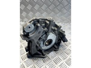 Gebruikte Oliepomp Landrover Range Rover Sport (LW) 3.0 SDV6 Prijs € 125,00 Margeregeling aangeboden door EU Engines & Parts BV