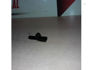 Gebruikte Krukas sensor Mercedes E (W210) 2.2 E-200 CDI 16V Prijs € 20,00 Margeregeling aangeboden door EU Engines & Parts BV