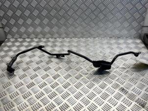 Gebruikte Oliedruk Leiding Landrover Range Rover Sport (LW) 3.0 TDV6 Prijs € 45,00 Margeregeling aangeboden door EU Engines & Parts BV