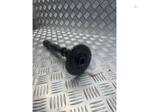 Gebruikte Nokkenas Mercedes ML II (164/4JG) 3.0 ML-350 CDI BlueEFFICIENCY 4-Matic V6 Prijs € 75,00 Margeregeling aangeboden door EU Engines & Parts BV