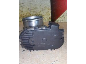 Gebruikte Gasklephuis Mercedes C (W204) 1.8 C-180 CGI 16V Prijs € 75,00 Margeregeling aangeboden door EU Engines & Parts BV