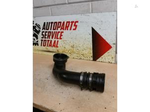 Gebruikte Intercooler Buis Mercedes Sprinter 3,5t (906.63) 309 CDI 16V Prijs € 50,00 Margeregeling aangeboden door EU Engines & Parts BV