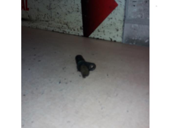 Krukas sensor van een Renault Trafic New (FL) 2.0 dCi 16V 115 2012