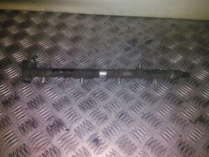 Gebruikte Common rail (Injectie) Mercedes Sprinter 2t (901/902) 211 CDI 16V Prijs € 50,00 Margeregeling aangeboden door EU Engines & Parts BV