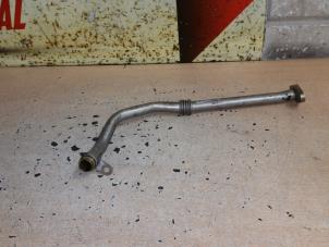 Gebruikte Oliedruk Leiding Mercedes A (W176) 1.6 A-200 16V Prijs € 15,00 Margeregeling aangeboden door EU Engines & Parts BV