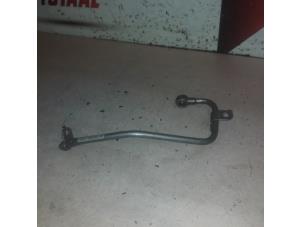Gebruikte Oliedruk Leiding Mercedes C (W204) 1.8 C-180 CGI 16V Prijs € 20,00 Margeregeling aangeboden door EU Engines & Parts BV