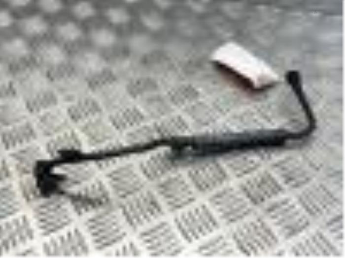 Oliedruk Leiding van een Ford Focus 3 1.0 Ti-VCT EcoBoost 12V 125 2017