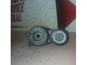 Gebruikte Spanrol Multiriem Mercedes ML II (164/4JG) 3.0 ML-280 CDI 4-Matic V6 24V Prijs € 25,00 Margeregeling aangeboden door EU Engines & Parts BV