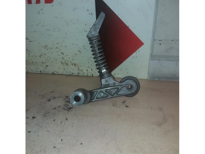 Gebruikte Spanner multiriem Mercedes B (W246/W242) 1.8 B-200 CDI BlueEFFICIENCY 16V Prijs € 25,00 Margeregeling aangeboden door EU Engines & Parts BV