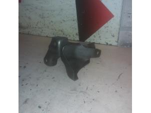 Gebruikte Steun (diversen) Renault Trafic (1FL/2FL/3FL/4FL) 1.6 dCi 145 Twin Turbo Prijs € 30,00 Margeregeling aangeboden door EU Engines & Parts BV