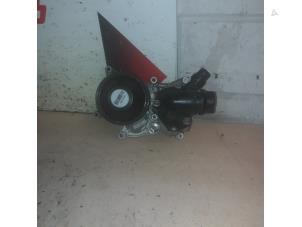 Gebruikte Waterpomp BMW X6 (E71/72) M50d 3.0 24V Prijs € 50,00 Margeregeling aangeboden door EU Engines & Parts BV