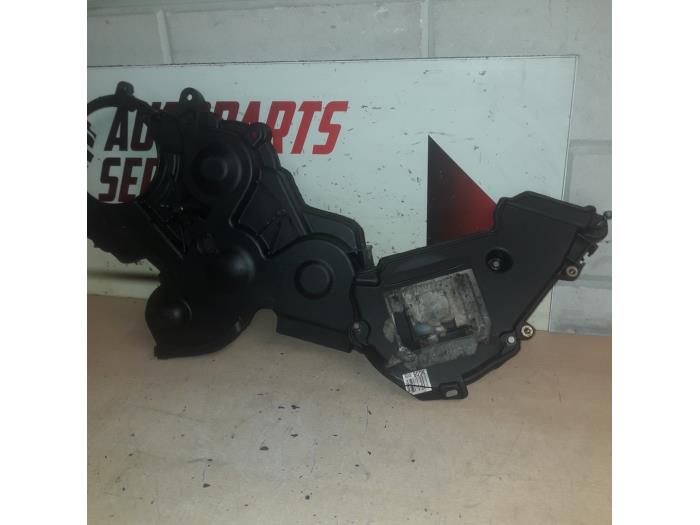 Gebruikte Distributiedeksel Ford Focus 3 1.6 TDCi Prijs € 40,00 Margeregeling aangeboden door EU Engines & Parts BV