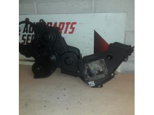 Gebruikte Distributiedeksel Ford Focus 3 1.6 TDCi Prijs € 40,00 Margeregeling aangeboden door EU Engines & Parts BV