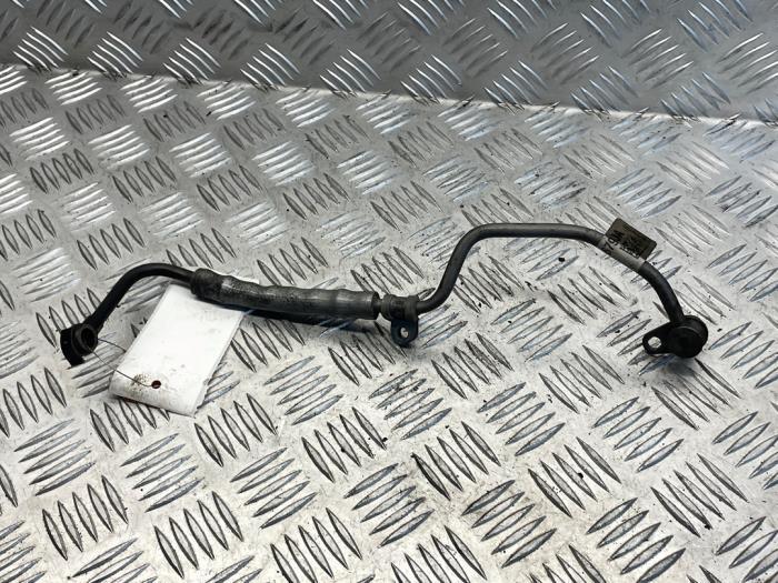 Oliedruk Leiding van een Ford Focus 3 1.0 Ti-VCT EcoBoost 12V 125 2017