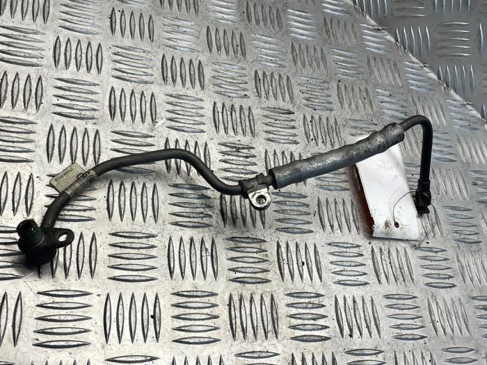 Oliedruk Leiding van een Ford Focus 3 1.0 Ti-VCT EcoBoost 12V 125 2017