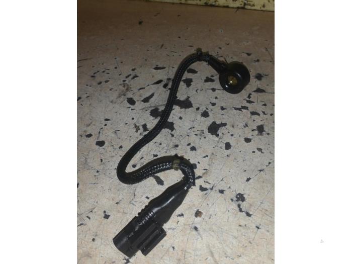 Pingelsensor van een Mercedes-Benz C (W204) 2.2 C-200 CDI 16V BlueEFFICIENCY 2010