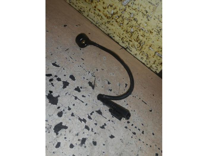 Pingelsensor van een Mercedes-Benz C (W204) 2.2 C-200 CDI 16V BlueEFFICIENCY 2010