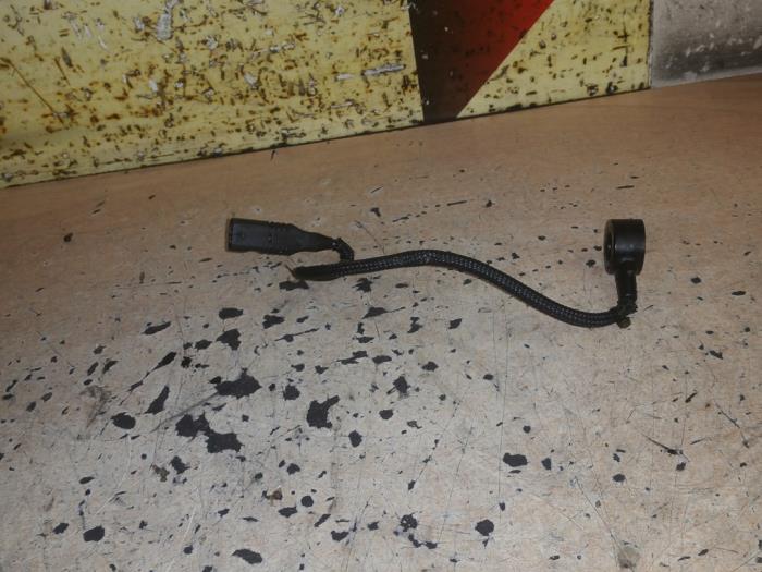 Pingelsensor van een Mercedes-Benz C (W204) 2.2 C-200 CDI 16V BlueEFFICIENCY 2010