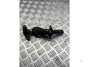 Gebruikte EGR Buis Ford Transit Custom 2.2 TDCi 16V FWD Prijs € 25,00 Margeregeling aangeboden door EU Engines & Parts BV