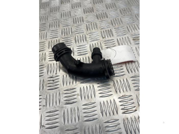 Gebruikte Waterpijp Mercedes C (W205) C-220 2.2 CDI BlueTEC, C-220 d 16V Prijs € 20,00 Margeregeling aangeboden door EU Engines & Parts BV