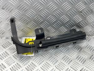 Gebruikte Afdekplaat diversen Mercedes E (C238) Prijs € 25,00 Margeregeling aangeboden door EU Engines & Parts BV