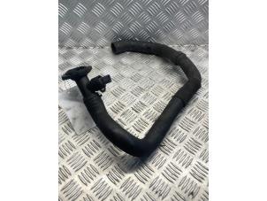 Gebruikte Thermostaat Volkswagen Caddy Combi III (2KB,2KJ) 1.9 TDI Prijs € 35,00 Margeregeling aangeboden door EU Engines & Parts BV