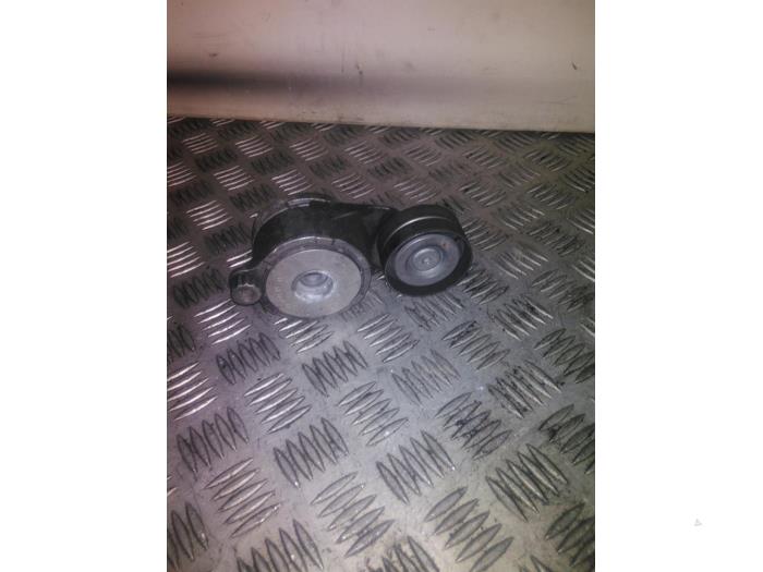 Gebruikte Spanrol Multiriem Mercedes E (C207) E-350 CDI, d BlueTEC 3.0 V6 24V Prijs € 25,00 Margeregeling aangeboden door EU Engines & Parts BV