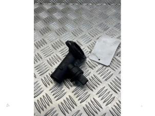 Gebruikte Thermostaathuis Volkswagen Golf V (1K1) 2.0 TDI 16V Prijs € 15,00 Margeregeling aangeboden door EU Engines & Parts BV