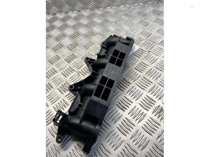 Gebruikte Inlaatspruitstuk Renault Master II (FD/HD) 2.5 dCi 16V 100 Prijs € 35,00 Margeregeling aangeboden door EU Engines & Parts BV
