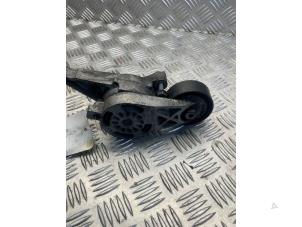 Gebruikte Spanrol Multiriem Volkswagen Caddy III (2KA,2KH,2CA,2CH) 1.9 TDI Prijs € 20,00 Margeregeling aangeboden door EU Engines & Parts BV