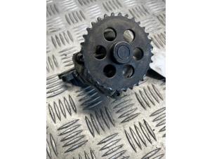 Gebruikte Oliepomp Peugeot Boxer (U9) 2.2 HDi 120 Euro 4 Prijs € 40,00 Margeregeling aangeboden door EU Engines & Parts BV