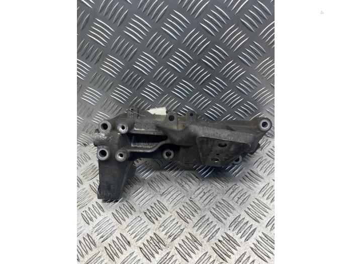 Gebruikte Motorrubber Iveco New Daily VI 33S13, 35C13, 35S13 Prijs € 45,00 Margeregeling aangeboden door EU Engines & Parts BV
