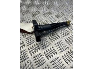 Gebruikte Oliepeil sensor BMW 1 serie (F20) 120d 2.0 16V Prijs € 35,00 Margeregeling aangeboden door EU Engines & Parts BV